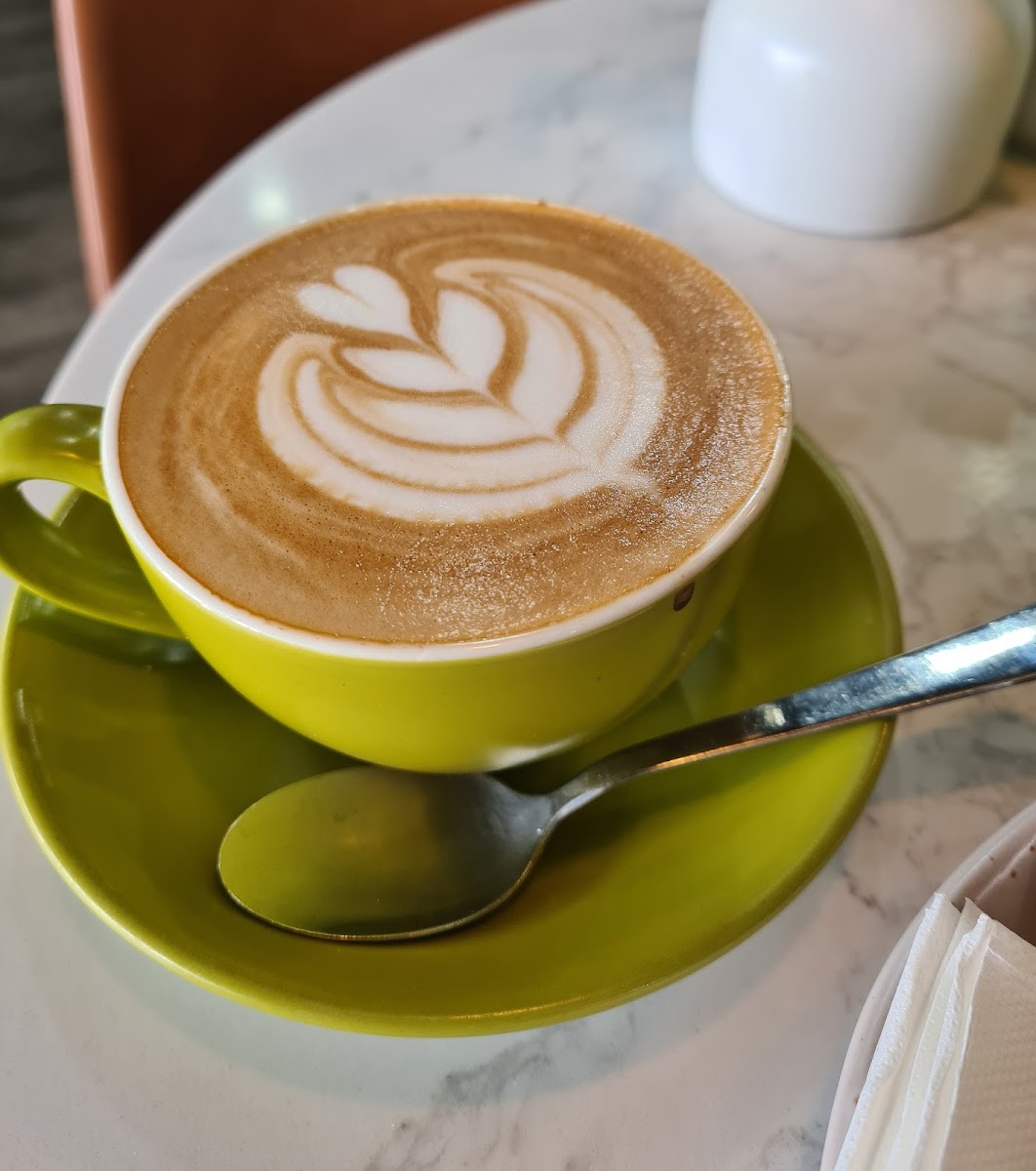 Miss 5048 Cafe Photos 2